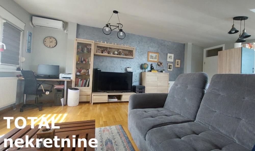 Slika 1 - Stan,PETROVARADIN,PETROVARADIN,kv: 90.00, € 154500, ID: 1100836