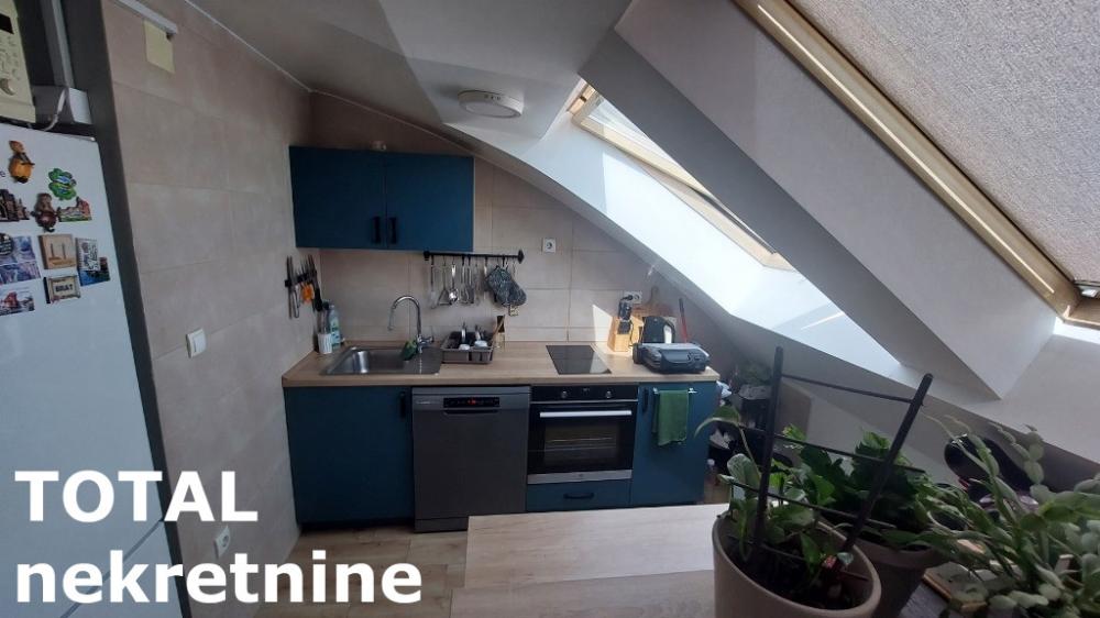 Slika 7 - Stan,PETROVARADIN,PETROVARADIN,kv: 90.00, € 154500, ID: 1100836