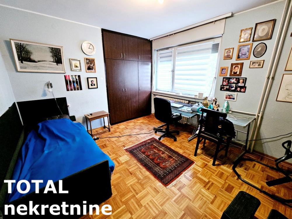 Slika 7 - Stan,NOVI SAD,CENTAR,kv: 80.00, € 240000, ID: 1100688