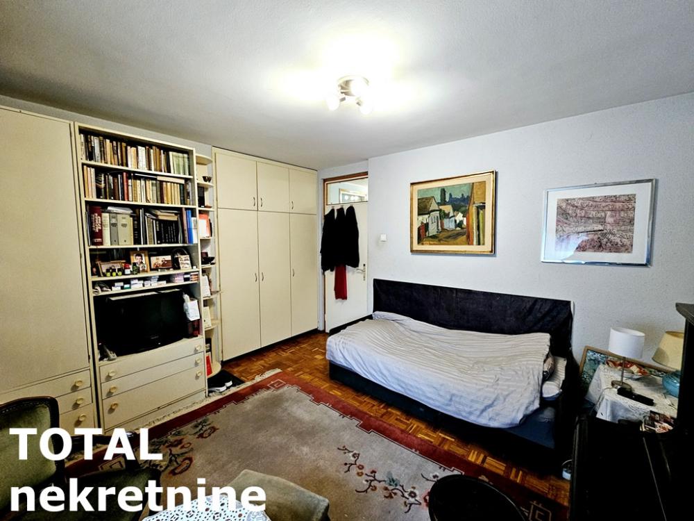 Slika 6 - Stan,NOVI SAD,CENTAR,kv: 80.00, € 240000, ID: 1100688