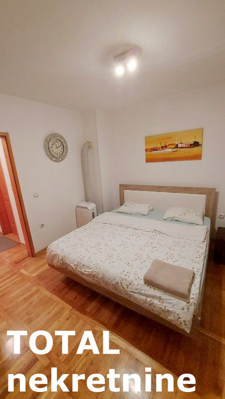 Slika 6 - Stan,NOVI SAD,BULEVAR,kv: 30.00, € 108150, ID: 1099061