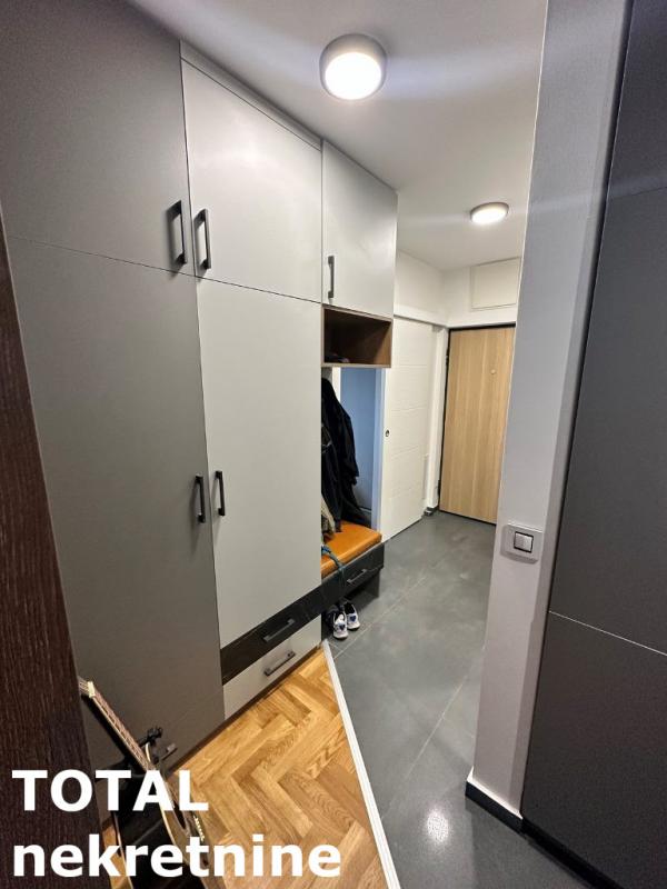 Slika 7 - Stan,NOVI SAD,BULEVAR PATRIJARHA PAVLA,kv: 43.00, € 133900, ID: 1100623