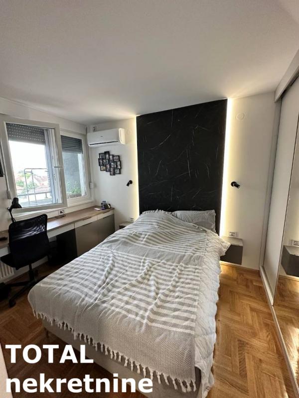 Slika 5 - Stan,NOVI SAD,BULEVAR PATRIJARHA PAVLA,kv: 43.00, € 133900, ID: 1100623
