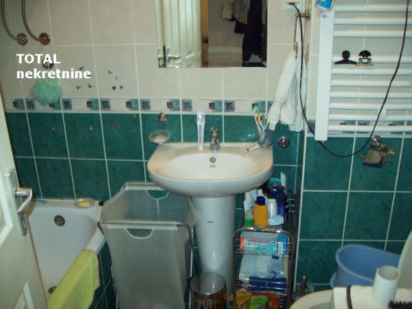 Slika 2 - Stan,NOVI SAD,CENTAR,kv: 38.00, € 113300, ID: 1051050