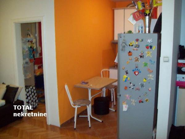 Slika 7 - Stan,NOVI SAD,CENTAR,kv: 38.00, € 113300, ID: 1051050