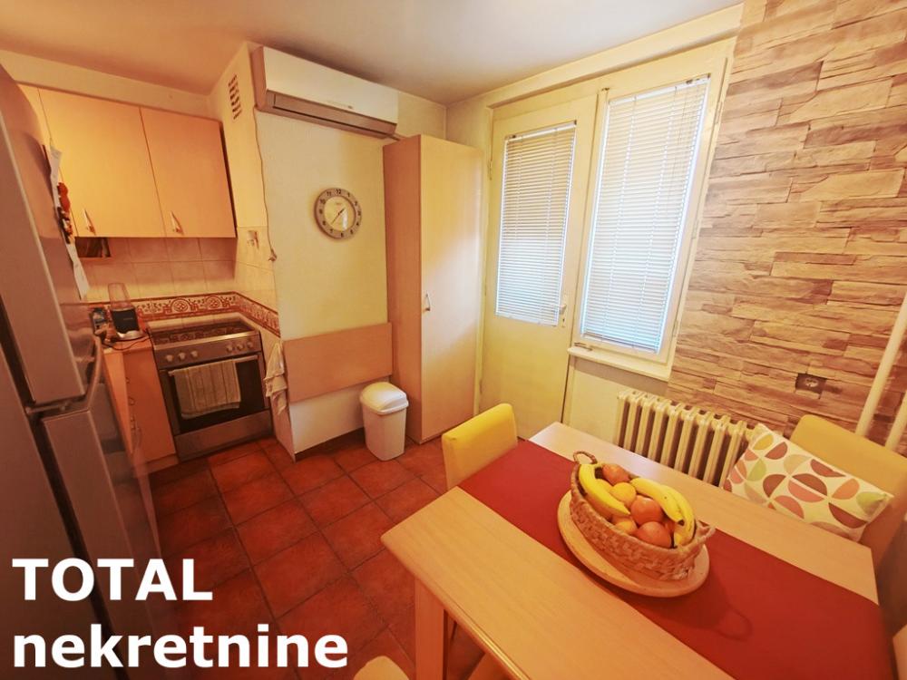 Slika 10 - Stan,NOVI SAD,DETELINARA,kv: 46.00, € 133900, ID: 1097749