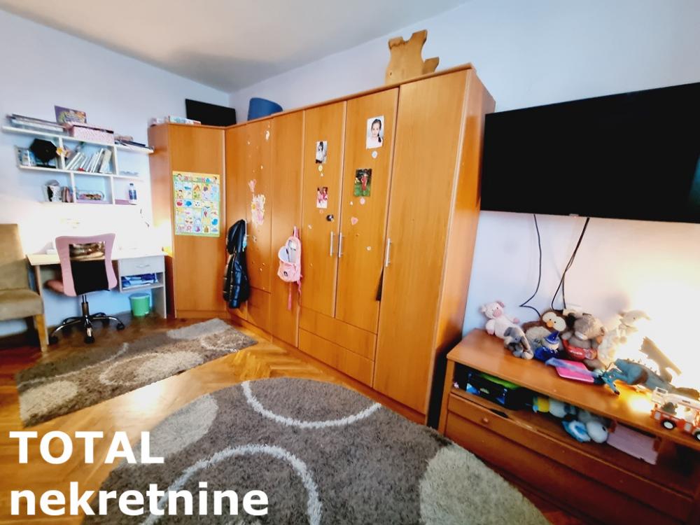 Slika 5 - Stan,NOVI SAD,CENTAR,kv: 63.00, € 180000, ID: 1100011