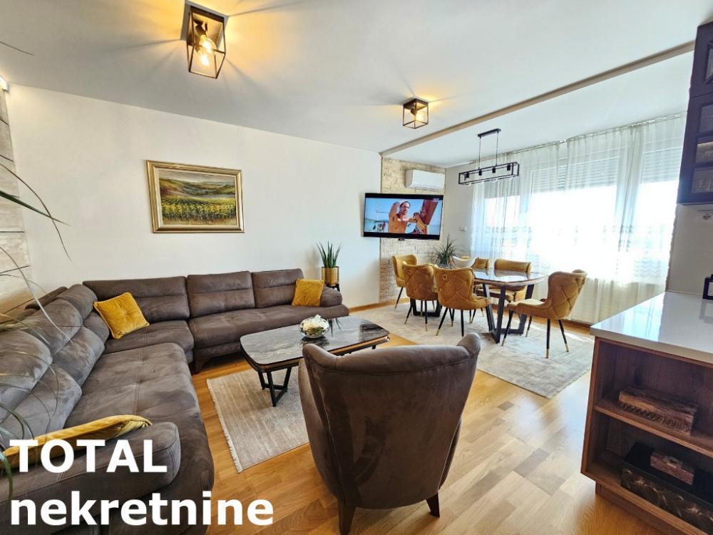 Glavna slika -Stan,NOVI SAD,BULEVAR,kv: 75.00, € 298000, ID: 1099543