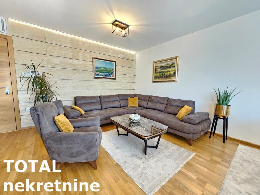 Slika 1 - Stan,NOVI SAD,BULEVAR,kv: 75.00, € 298000, ID: 1099543