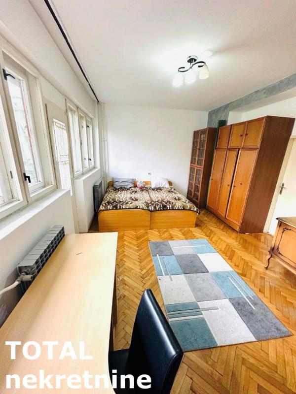 Slika 6 - Stan,NOVI SAD,CENTAR,kv: 152.00, € 500990, ID: 1100118