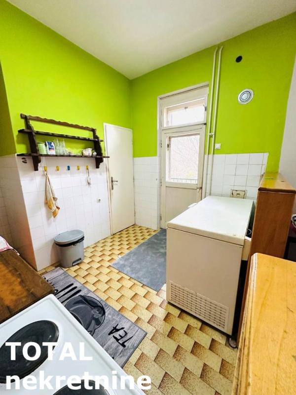 Slika 11 - Stan,NOVI SAD,CENTAR,kv: 152.00, € 500990, ID: 1100118