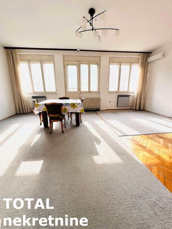 Slika 2 - Stan,NOVI SAD,CENTAR,kv: 152.00, € 500990, ID: 1100118