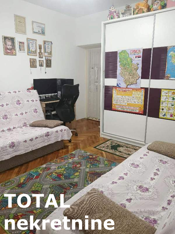 Slika 5 - Stan,NOVI SAD,PODBARA,kv: 48.00, € 130000, ID: 1098575