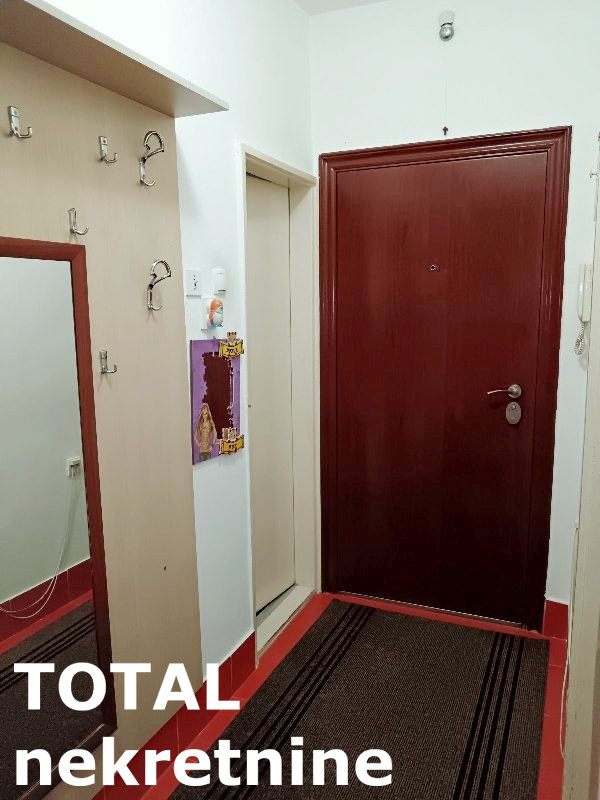 Slika 8 - Stan,NOVI SAD,PODBARA,kv: 48.00, € 130000, ID: 1098575