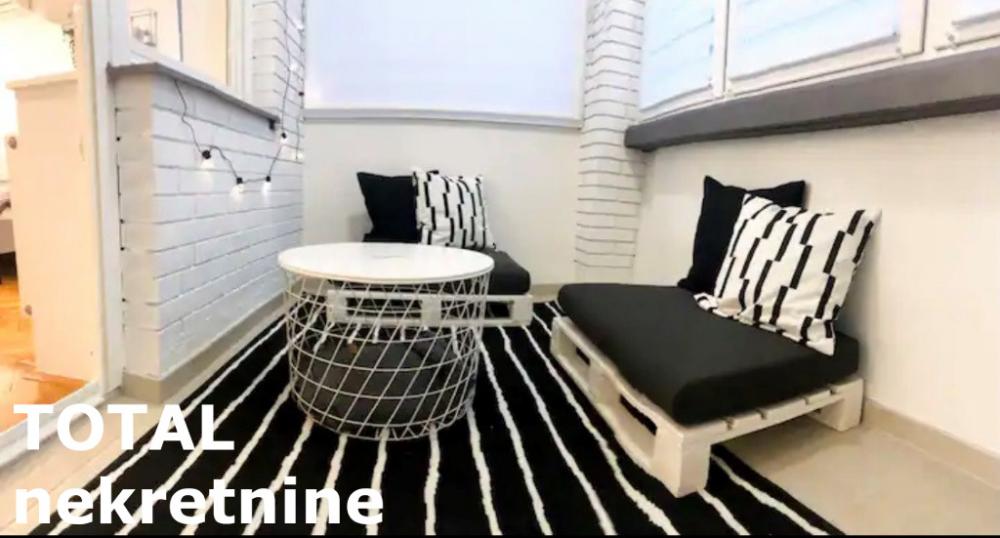 Slika 11 - Stan,NOVI SAD,BULEVAR,kv: 36.00, € 120000, ID: 1100432