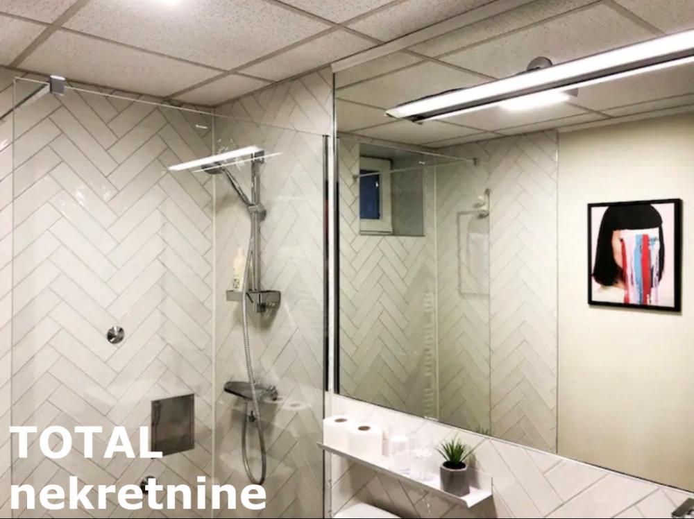 Slika 8 - Stan,NOVI SAD,BULEVAR,kv: 36.00, € 120000, ID: 1100432