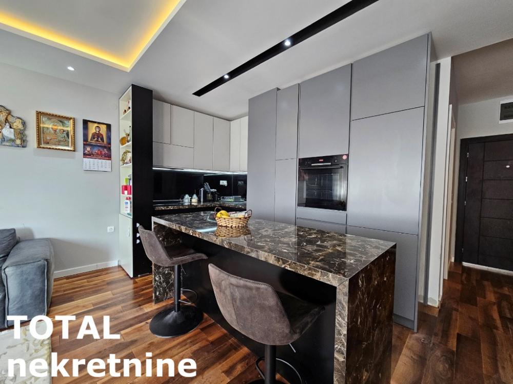 Slika 3 - Stan,NOVI SAD,TELEP,kv: 61.00, € 180000, ID: 1099512