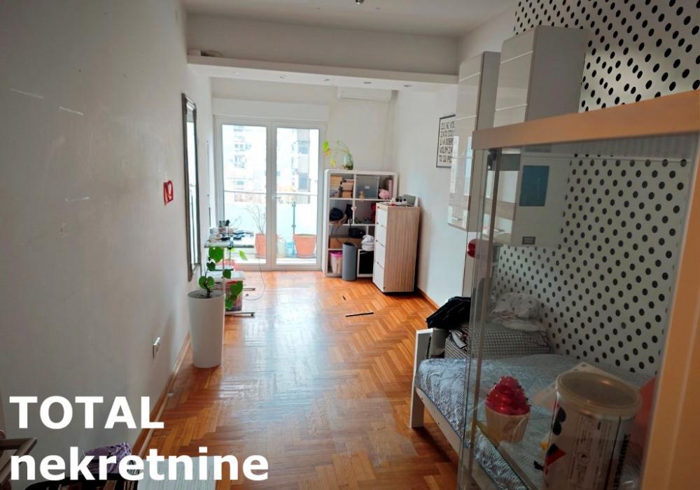 Slika 8 - Stan,NOVI SAD,LIMAN 3,kv: 105.00, € 278100, ID: 1100734