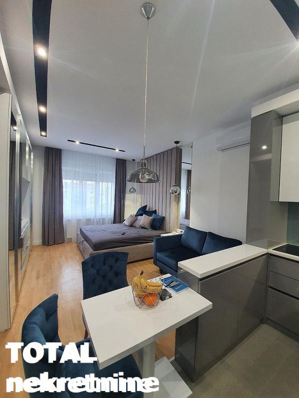 Slika 7 - Stan,NOVI SAD,CENTAR,kv: 30.00, € 154500, ID: 1094510