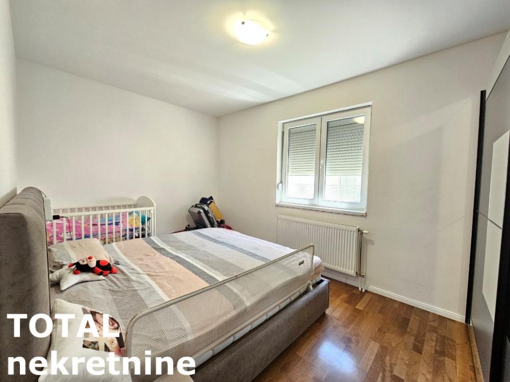 Slika 4 - Stan,NOVI SAD,ADICE,kv: 75.00, € 164800, ID: 1100593