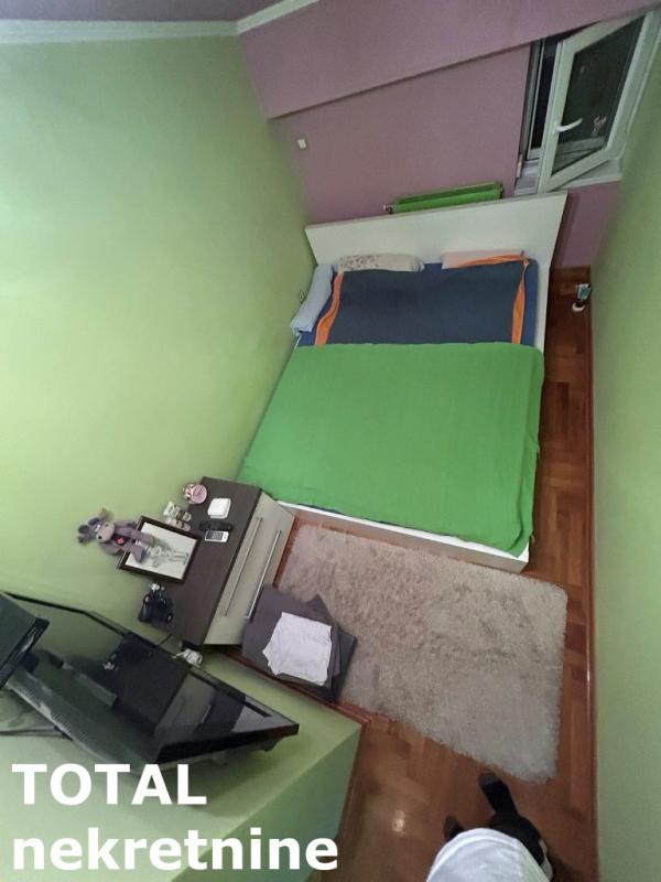 Slika 5 - Stan,NOVI SAD,BULEVAR EVROPE,kv: 81.00, € 168480, ID: 1100213