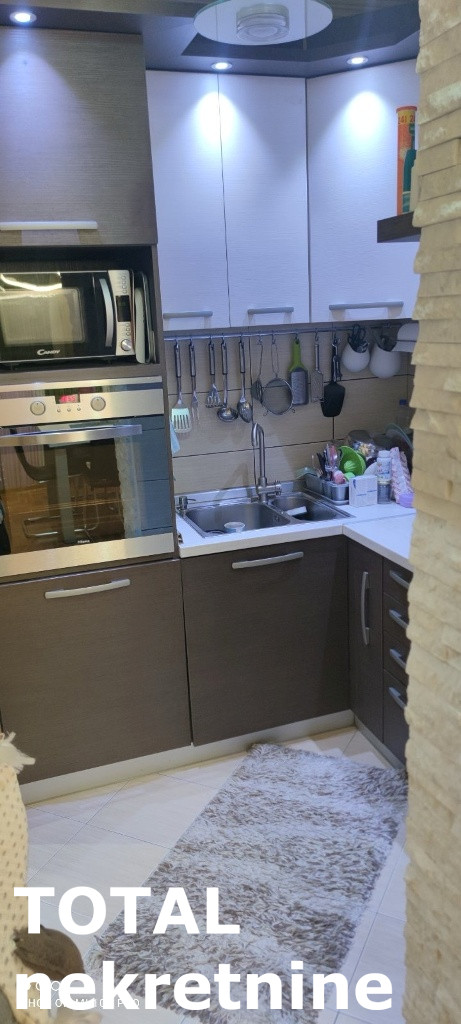 Slika 1 - Stan,NOVI SAD,BULEVAR EVROPE,kv: 81.00, € 168480, ID: 1100213