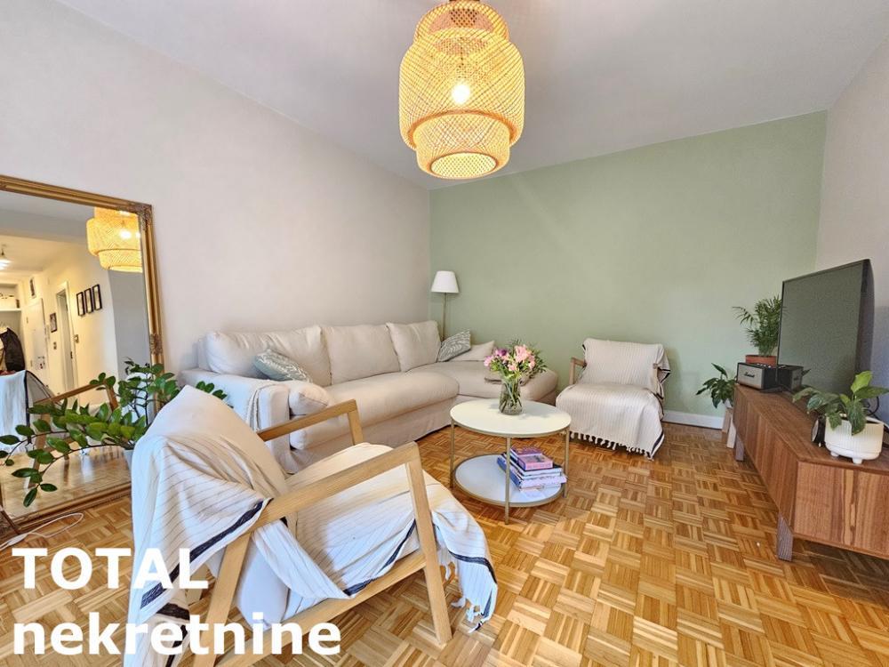 Glavna slika -Stan,NOVI SAD,ZELEZNICKA STANICA,kv: 56.00, € 156000, ID: 1100693