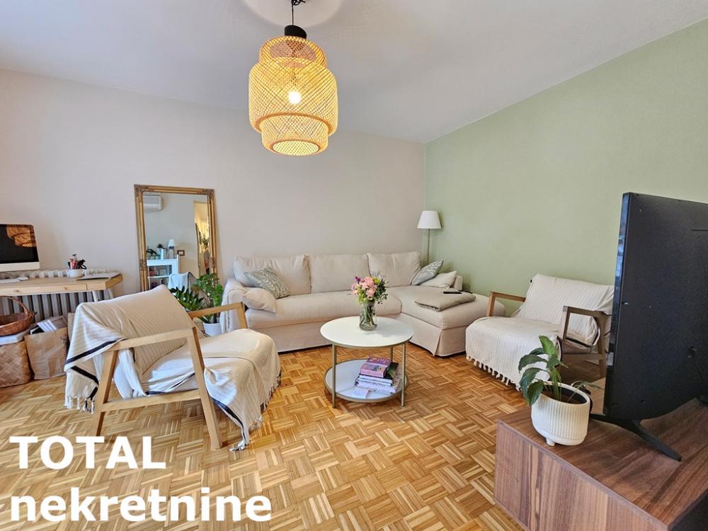 Slika 4 - Stan,NOVI SAD,ZELEZNICKA STANICA,kv: 56.00, € 156000, ID: 1100693