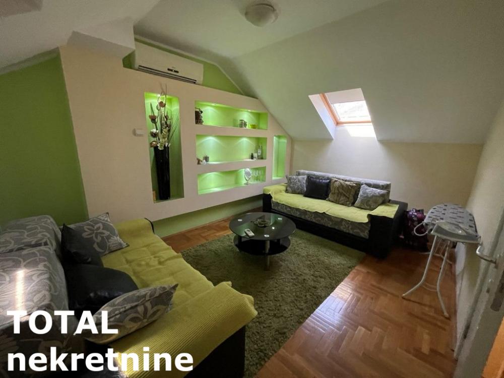 Slika 5 - Stan,NOVI SAD,BULEVAR,kv: 64.00, € 147200, ID: 1098197