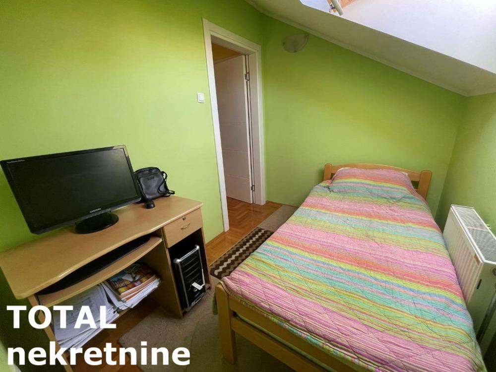 Slika 10 - Stan,NOVI SAD,BULEVAR,kv: 64.00, € 147200, ID: 1098197