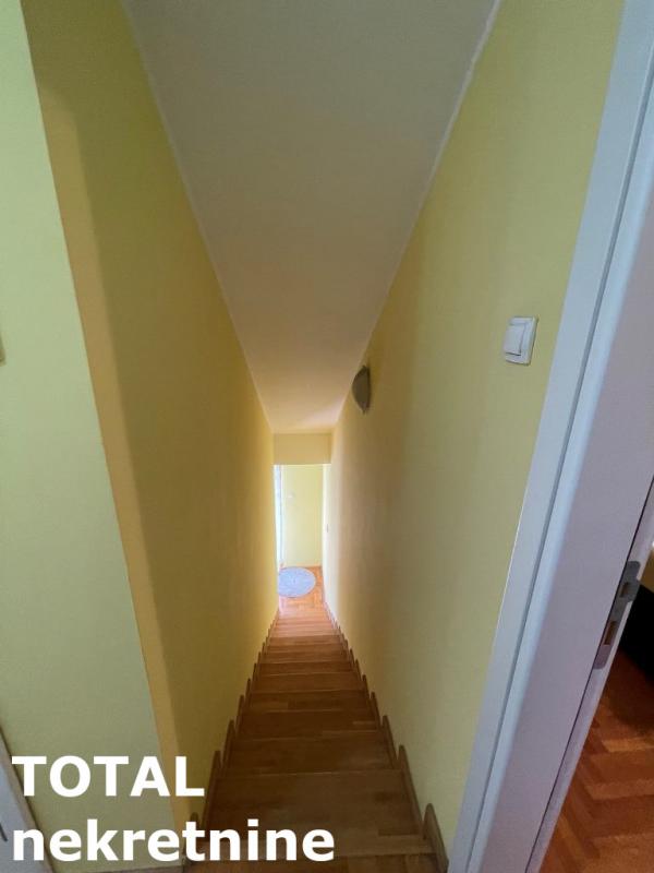 Slika 8 - Stan,NOVI SAD,BULEVAR,kv: 64.00, € 147200, ID: 1098197