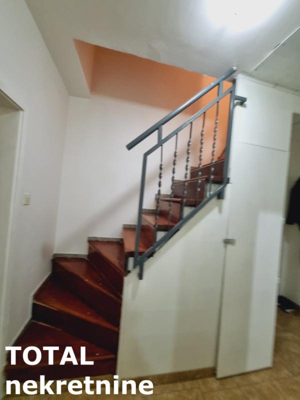 Slika 5 - Stan,NOVI SAD,BULEVAR,kv: 78.00, € 190000, ID: 1100617