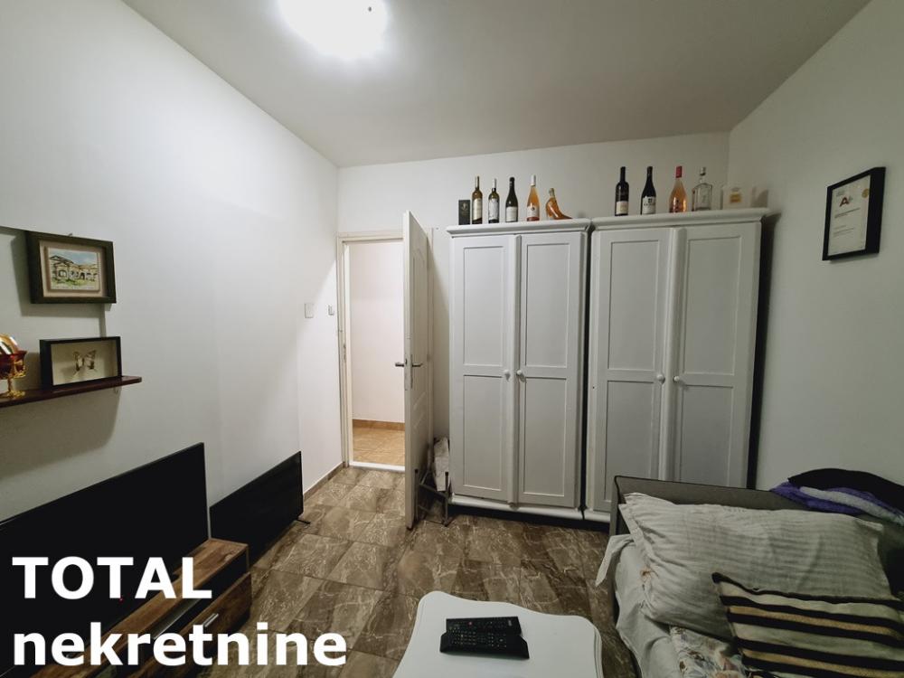 Slika 10 - Stan,NOVI SAD,BULEVAR,kv: 78.00, € 190000, ID: 1100617