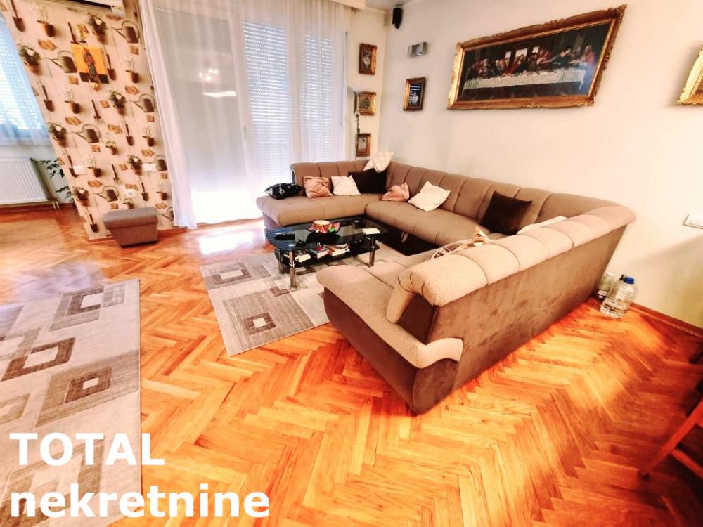 Slika 8 - Stan,NOVI SAD,GRBAVICA,kv: 124.00, € 257500, ID: 1098667