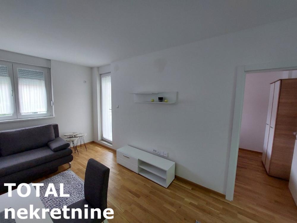 Slika 4 - Stan,NOVI SAD,ADICE,kv: 38.00, € 97850, ID: 1100007