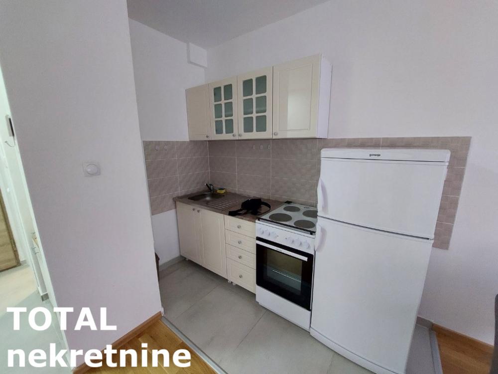 Slika 6 - Stan,NOVI SAD,ADICE,kv: 38.00, € 97850, ID: 1100007