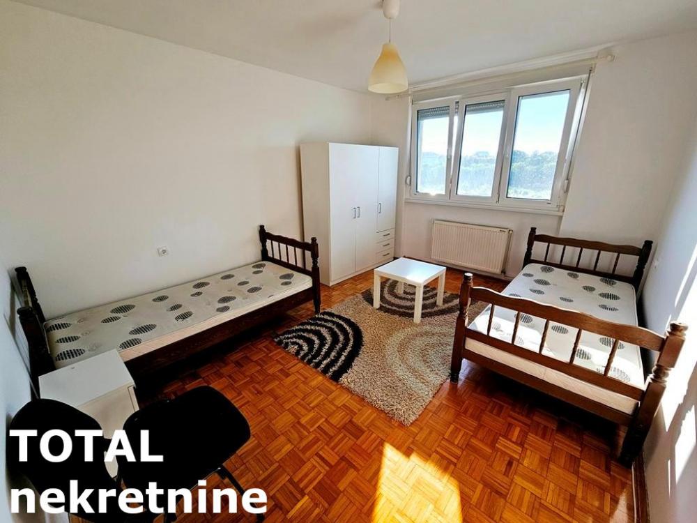 Slika 3 - Stan,NOVI SAD,GRBAVICA,kv: 53.00, € 152960, ID: 1100541