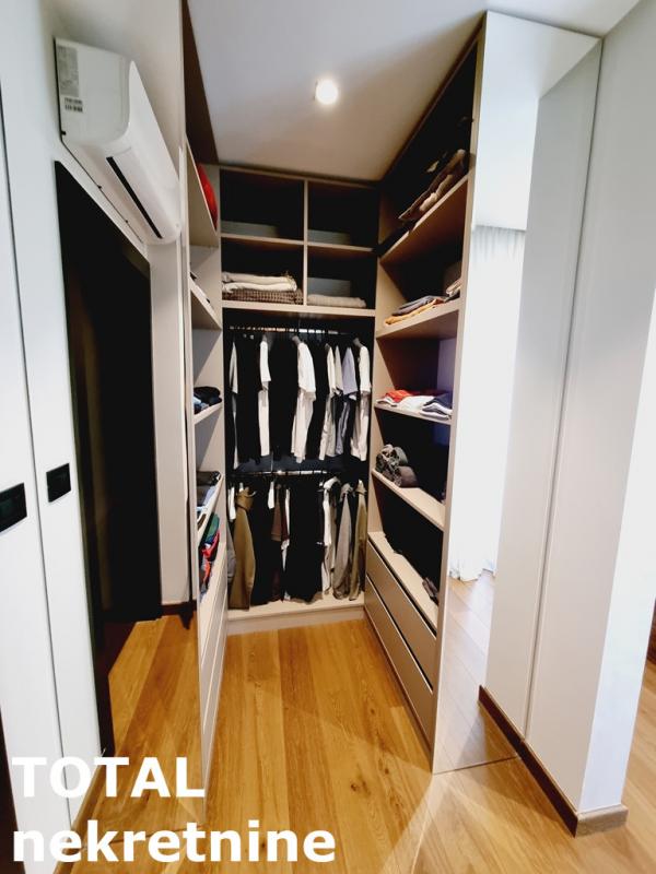 Slika 11 - Stan,NOVI SAD,GRBAVICA,kv: 122.00, € 430000, ID: 1100529