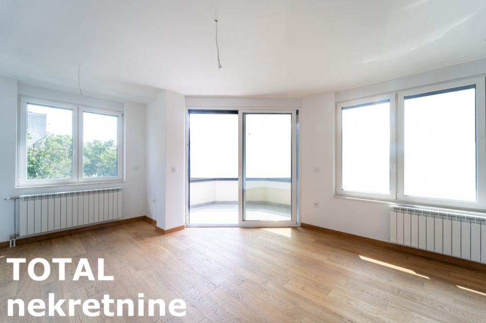 Slika 2 - Stan,NOVI SAD,NOVA DETELINARA,kv: 90.00, € 247500, ID: 1100050