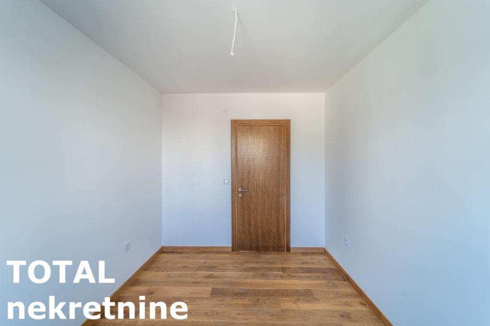 Slika 11 - Stan,NOVI SAD,NOVA DETELINARA,kv: 90.00, € 247500, ID: 1100050