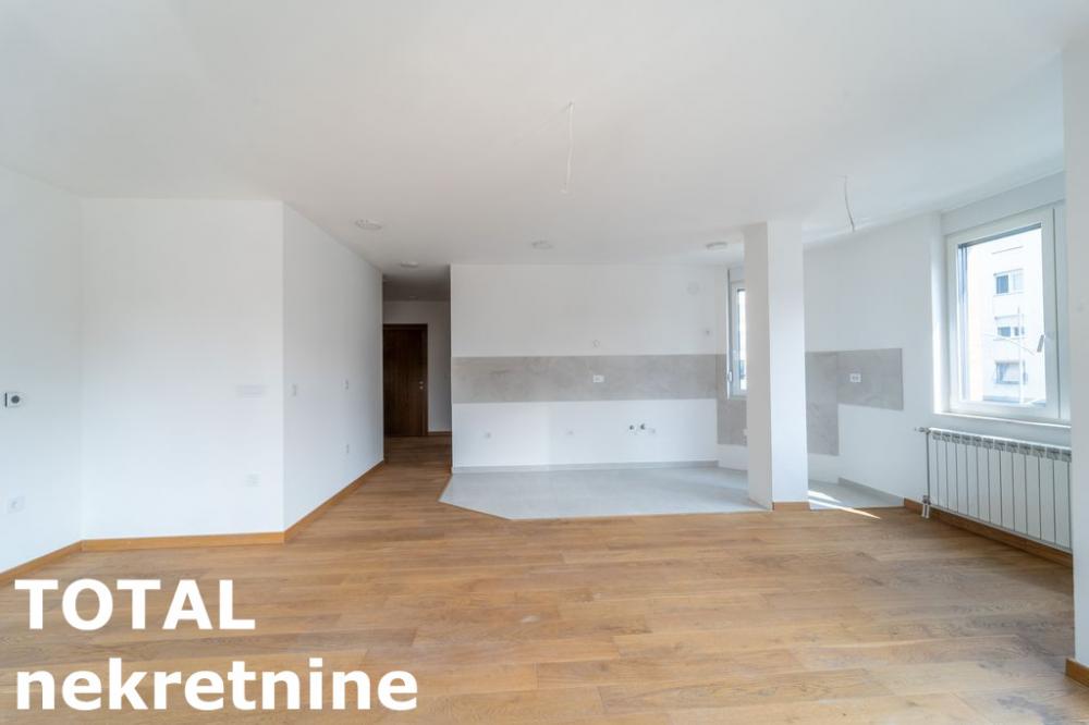 Slika 3 - Stan,NOVI SAD,NOVA DETELINARA,kv: 90.00, € 247500, ID: 1100050