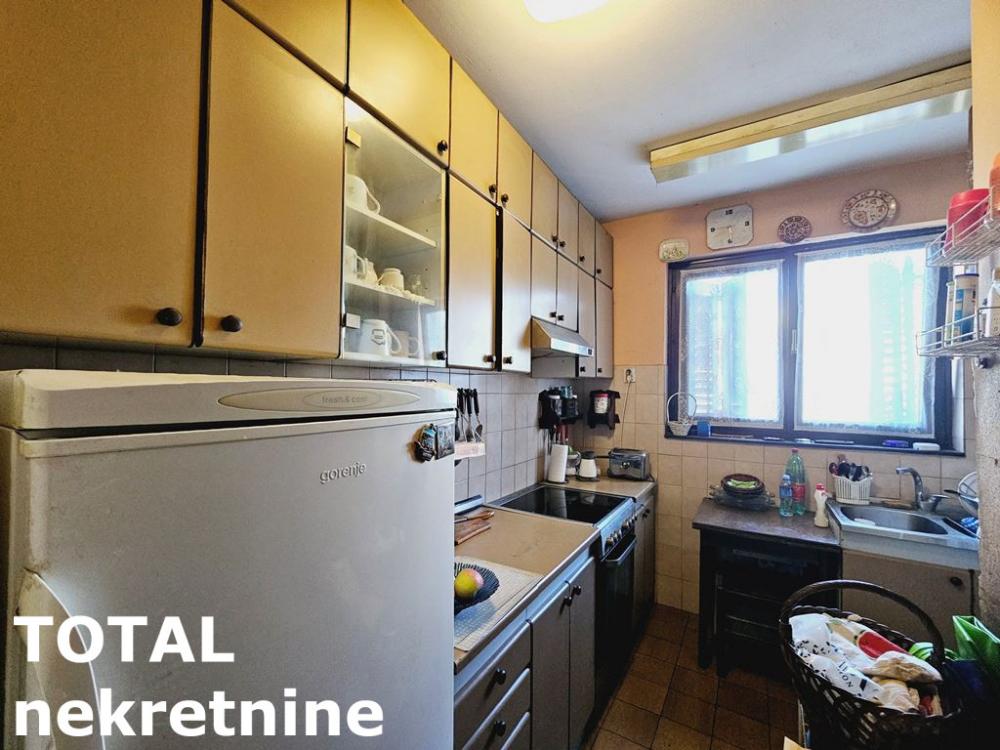 Slika 6 - Stan,NOVI SAD,CENTAR,kv: 99.00, € 198790, ID: 1098274