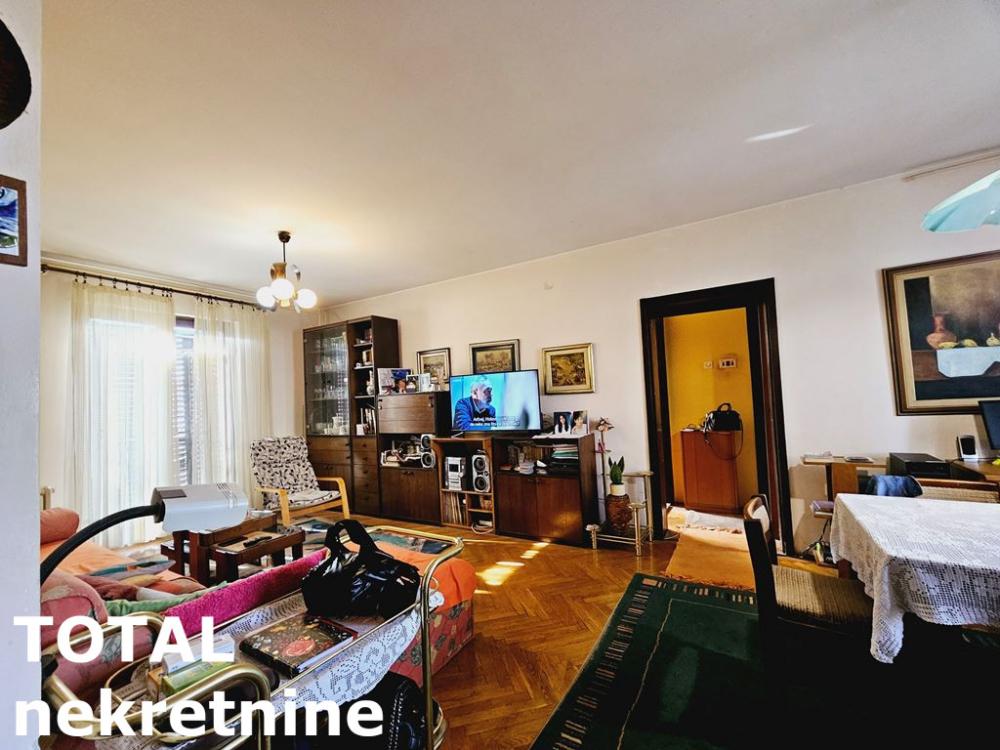 Slika 4 - Stan,NOVI SAD,CENTAR,kv: 99.00, € 198790, ID: 1098274