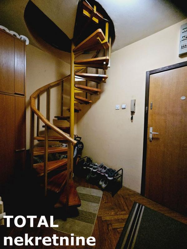 Slika 10 - Stan,NOVI SAD,CENTAR,kv: 99.00, € 198790, ID: 1098274