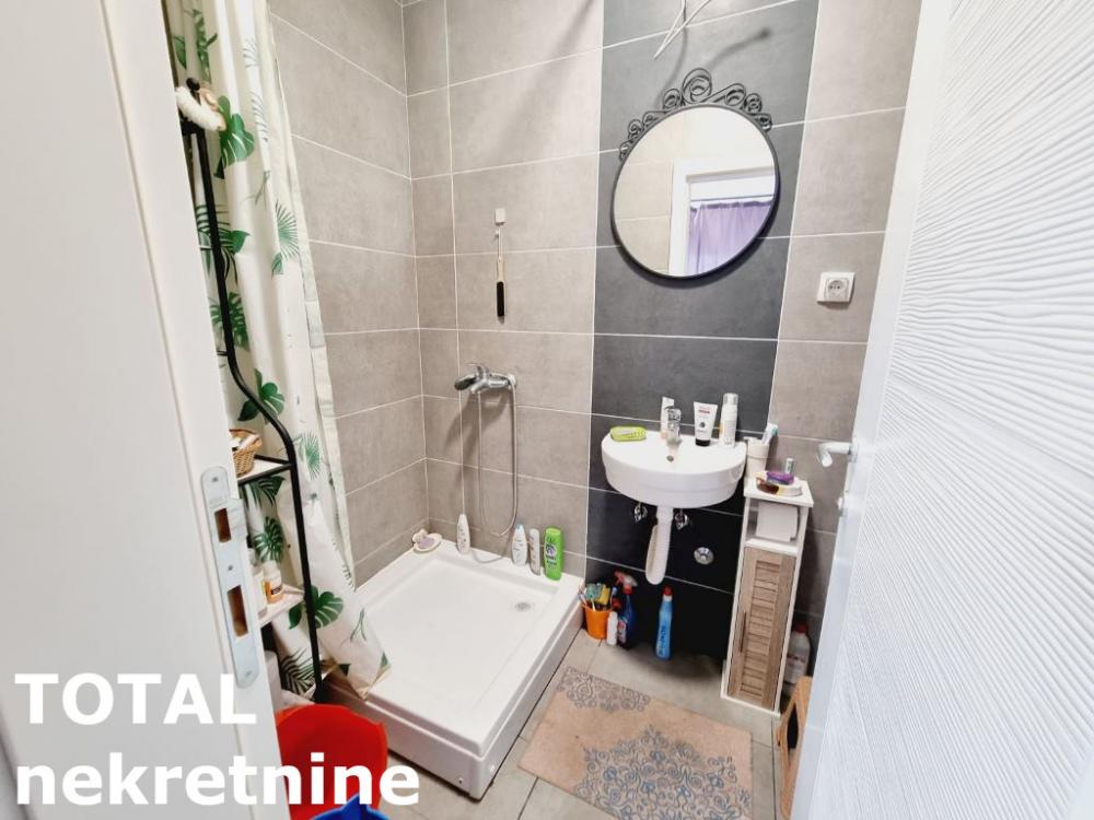 Slika 7 - Stan,NOVI SAD,ADICE,kv: 27.00, € 44290, ID: 1095163