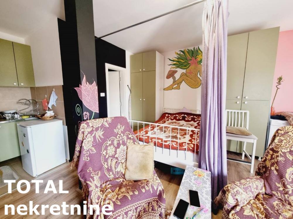 Slika 4 - Stan,NOVI SAD,ADICE,kv: 27.00, € 44290, ID: 1095163