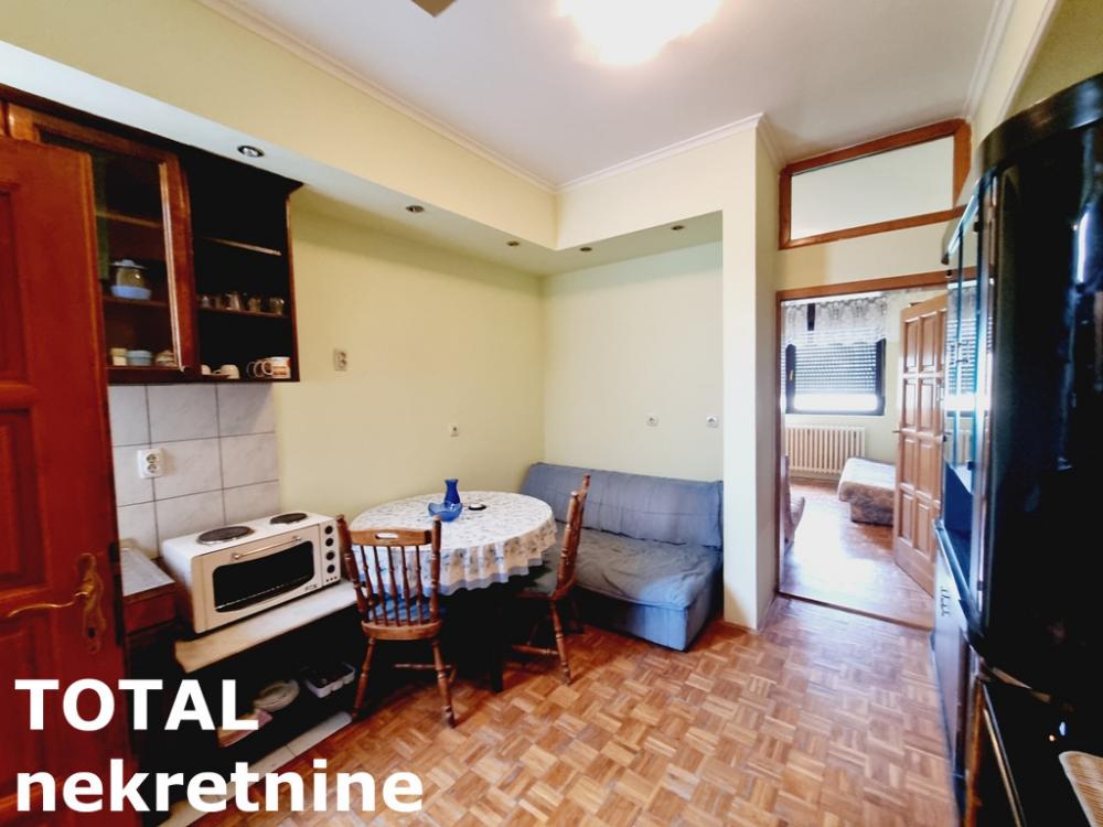 Slika 3 - Stan,NOVI SAD,CENTAR,kv: 58.00, € 144200, ID: 1100504