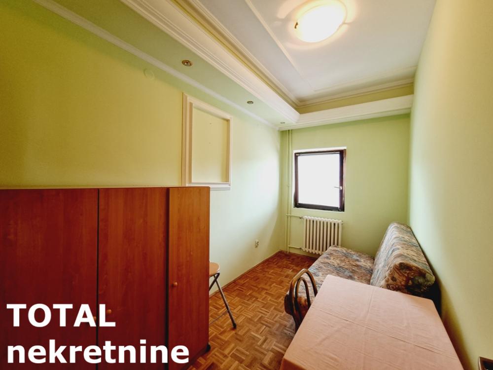 Slika 4 - Stan,NOVI SAD,CENTAR,kv: 58.00, € 144200, ID: 1100504