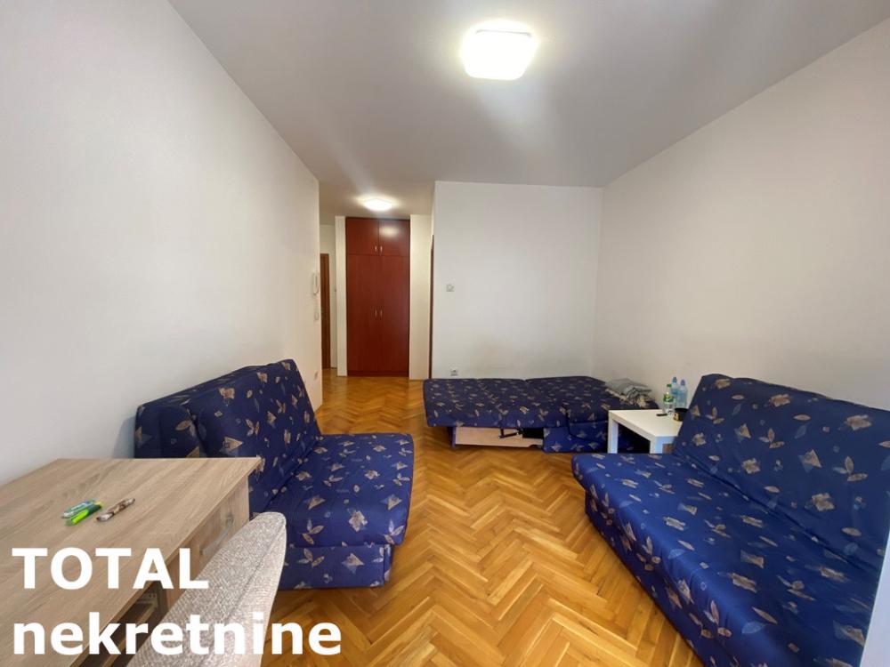 Slika 1 - Stan,NOVI SAD,GRBAVICA,kv: 37.00, € 113300, ID: 1098082