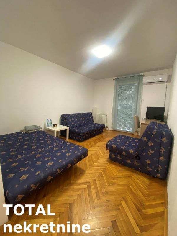 Slika 2 - Stan,NOVI SAD,GRBAVICA,kv: 37.00, € 113300, ID: 1098082